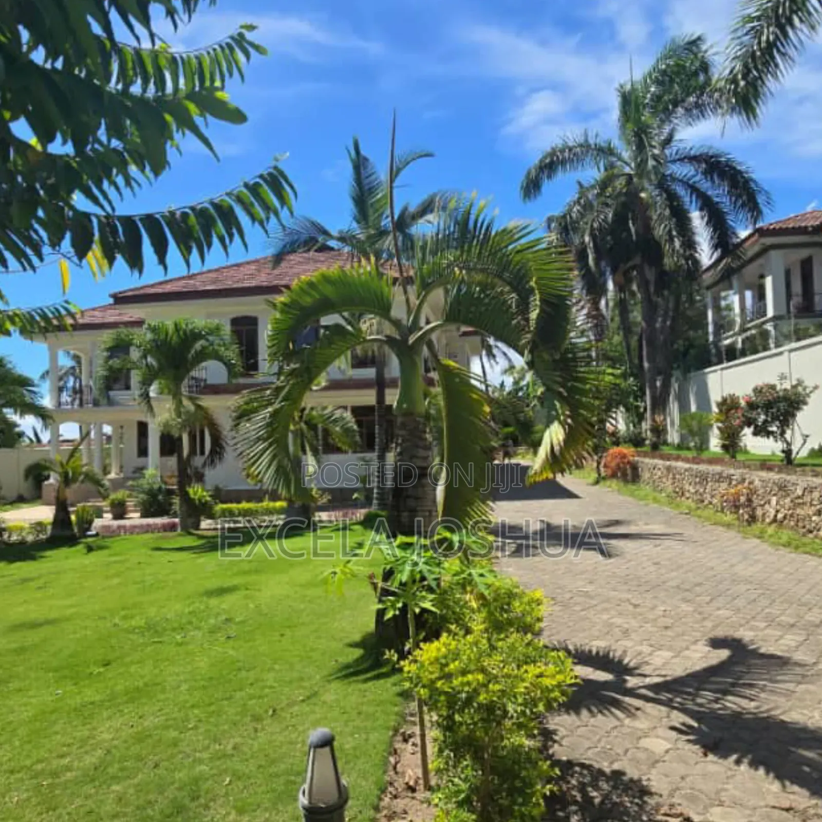 5bdrm House in Salasala Big Brother, Kinondoni for sale