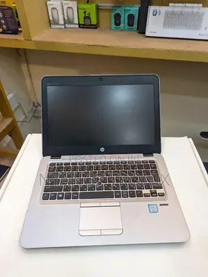 Laptop HP EliteBook 820 G3 8GB Intel Core I5 SSD 256GB