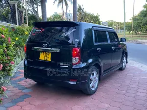 Toyota Corolla Rumion 2008 Black