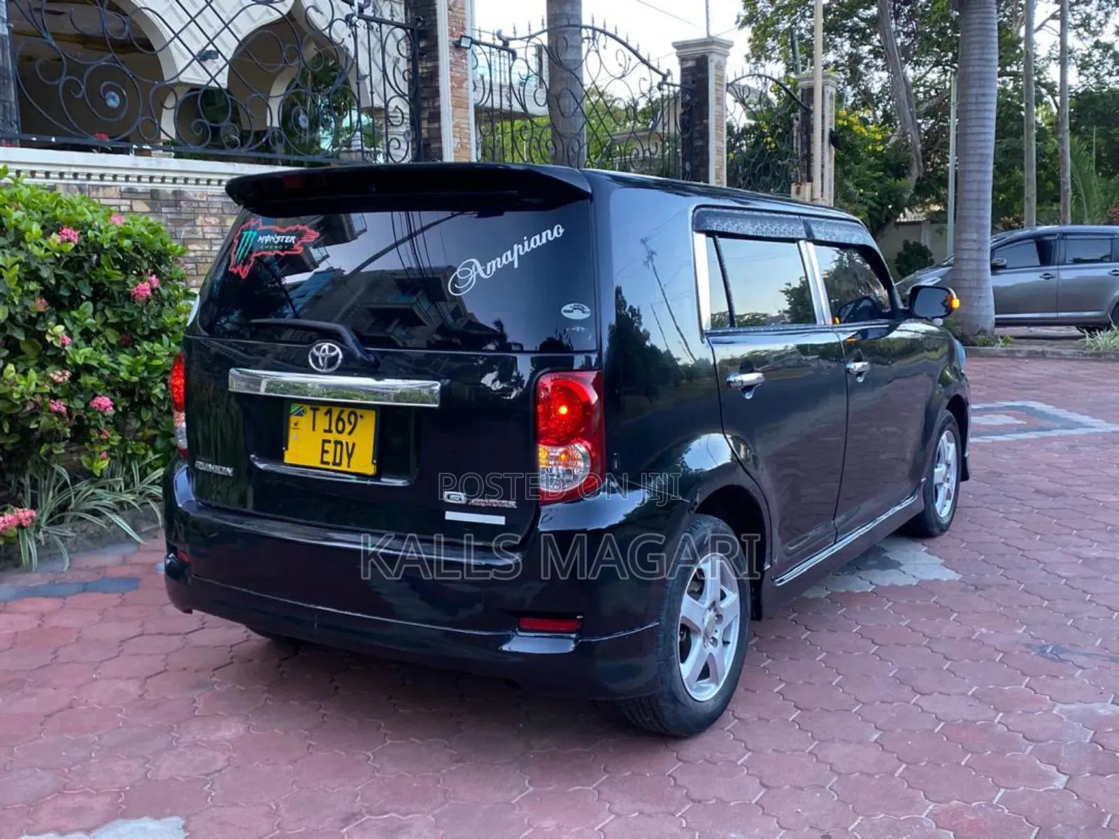 Toyota Corolla Rumion 2008 Black