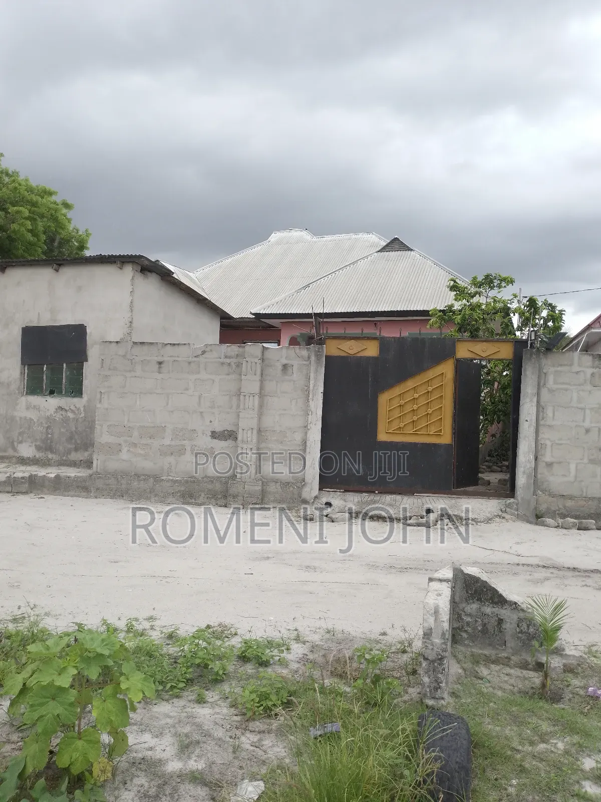 4bdrm House in Tanzania Daresalaam, Ilala for sale
