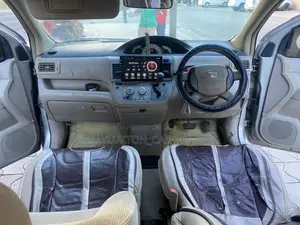 Toyota Raum 2005 Blue