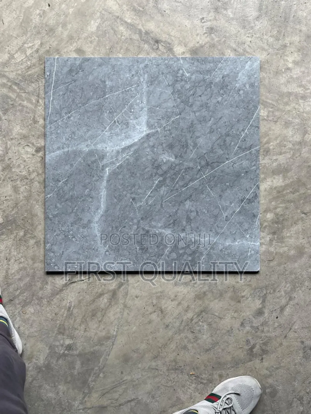 60x60cm Floor