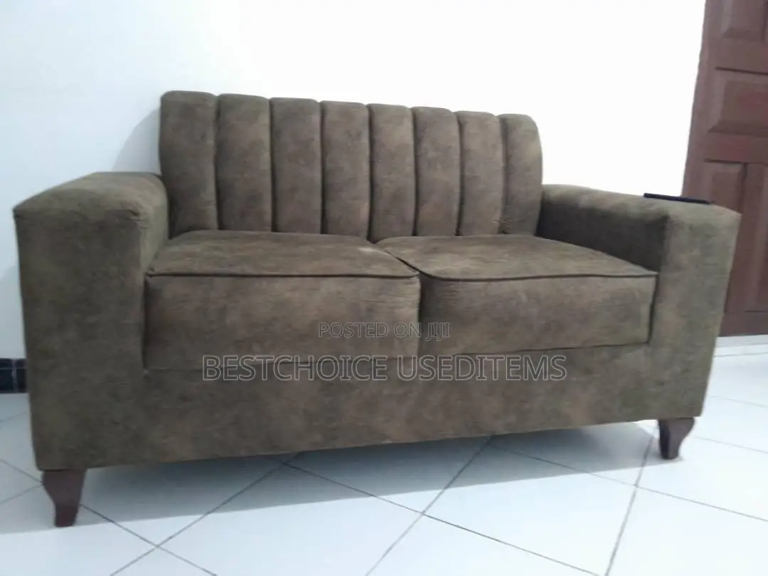 Sofa Kaliii Sanaaa // Mpya