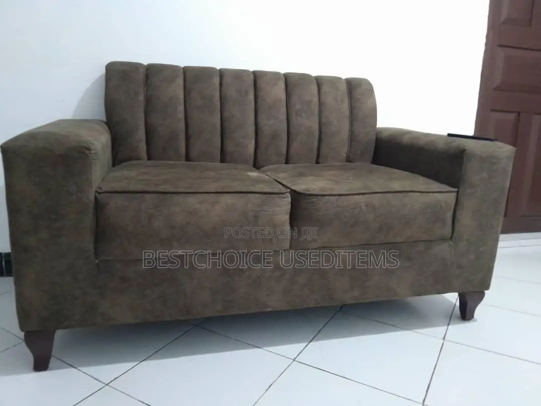 Sofa Kaliii Sanaaa // Mpya