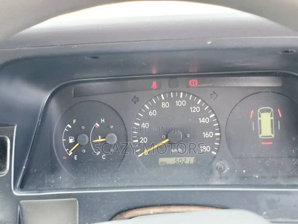 Toyota HiAce 2002