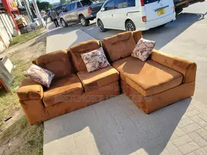 Sofa Set Ya Watu Wa Nne Ina Fiber Na Spring Nzurii Mno