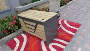 Meza Ya Officen Na Kiti Chako Bado Vipya Kabisa