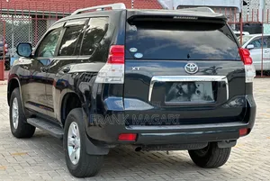 Toyota Land Cruiser Prado 2.7 i 2010 Black
