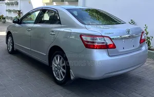Toyota Premio 1.8 FWD 2010 Silver