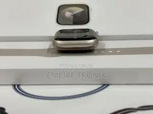 Apple Watch Series 9 GPS, 45mm Starlight