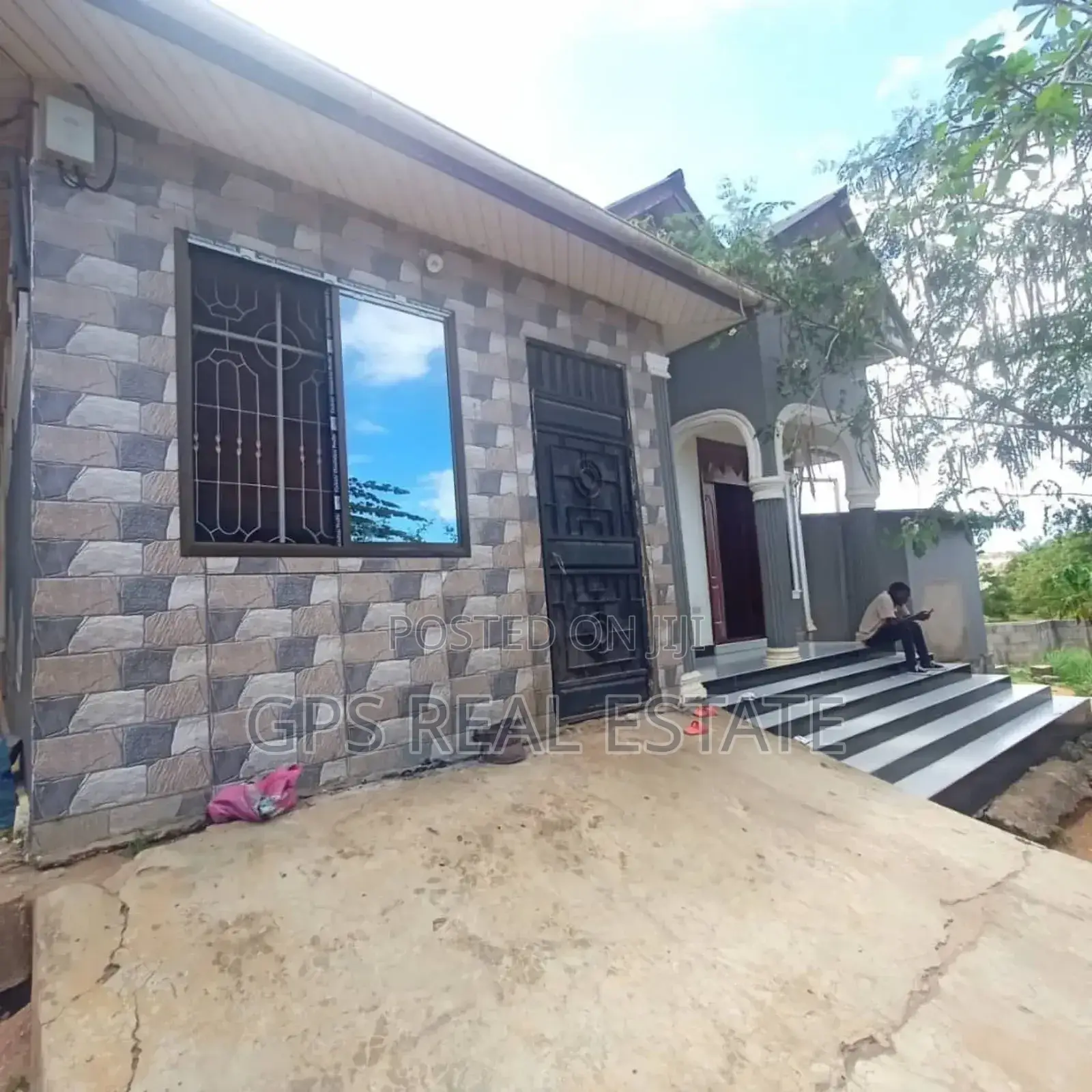 3bdrm House in Boko, Kinondoni for sale