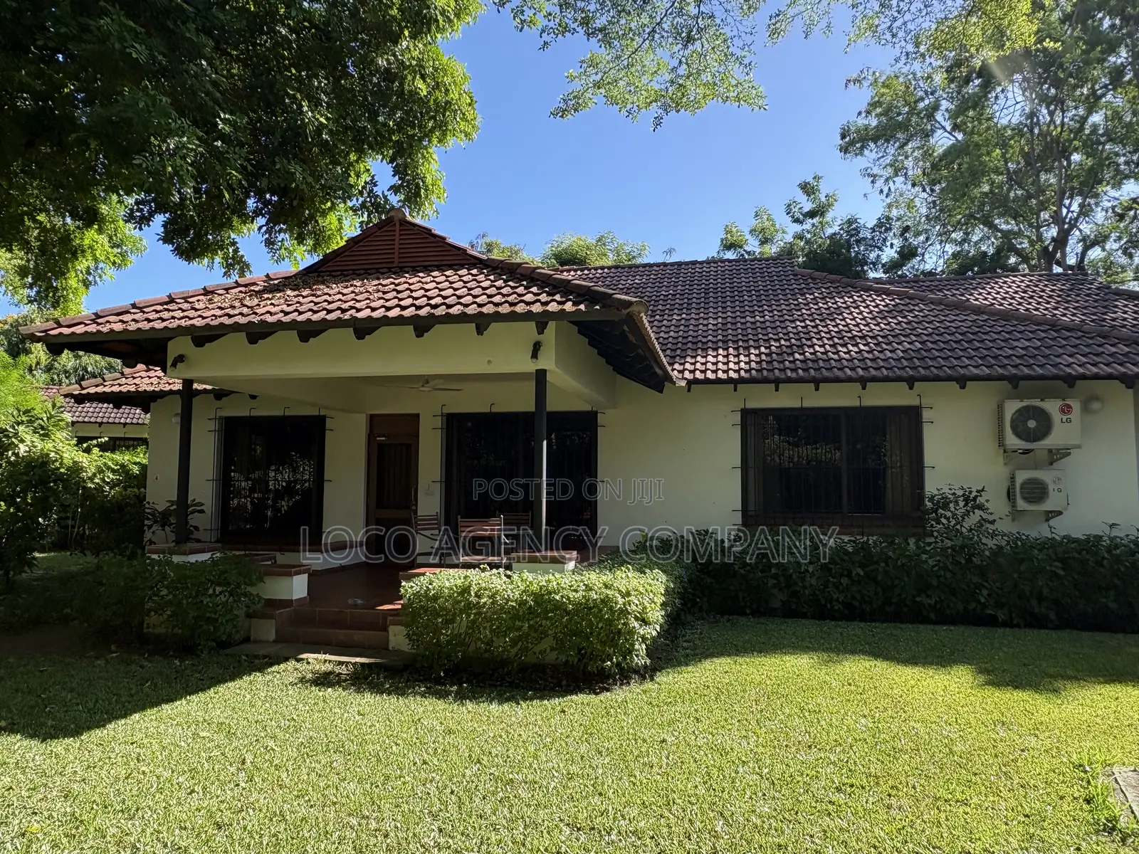Furnished 4bdrm Villa in Trusted Real Estate, Oyster Bay for rent