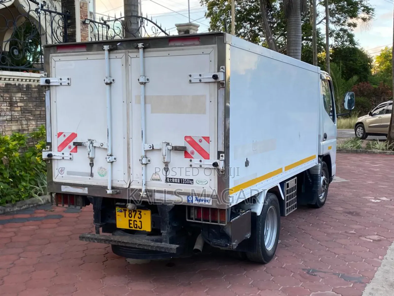 Mitsubishi Canter 2005 White