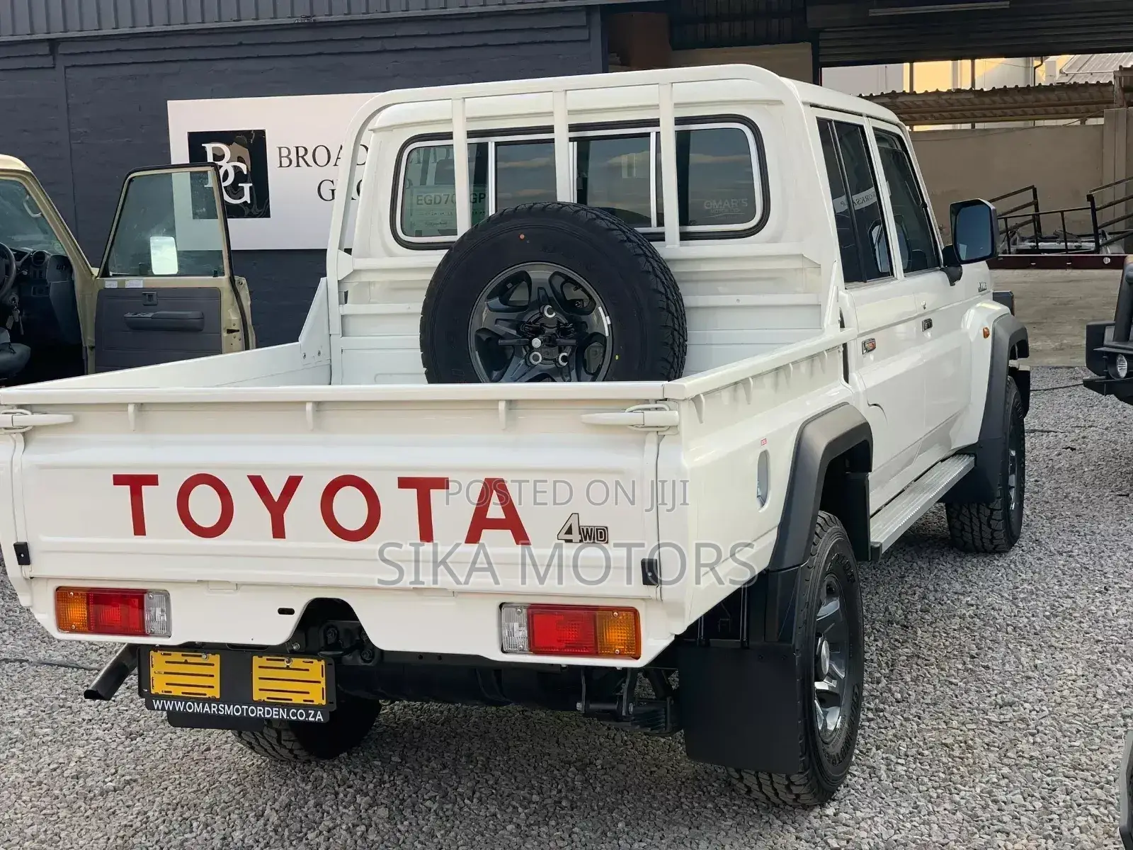 Toyota Land Cruiser 2024 White