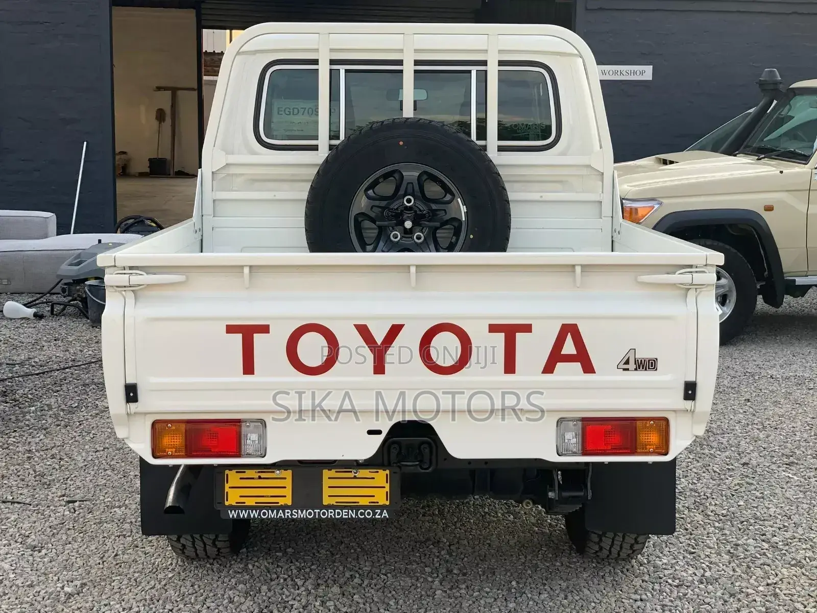 Toyota Land Cruiser 2024 White
