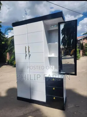 Kabati 3 Doors