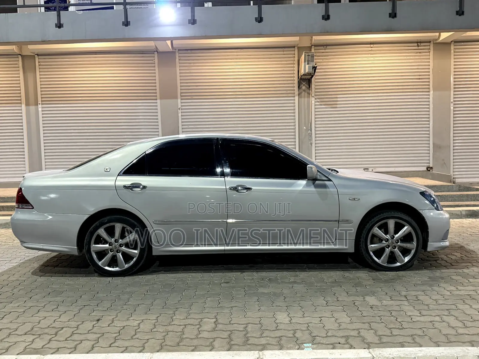 Toyota Crown 2006 Silver