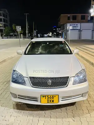 Toyota Crown 2006 Silver