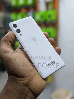 Rakuten Hand 5G 128 GB White