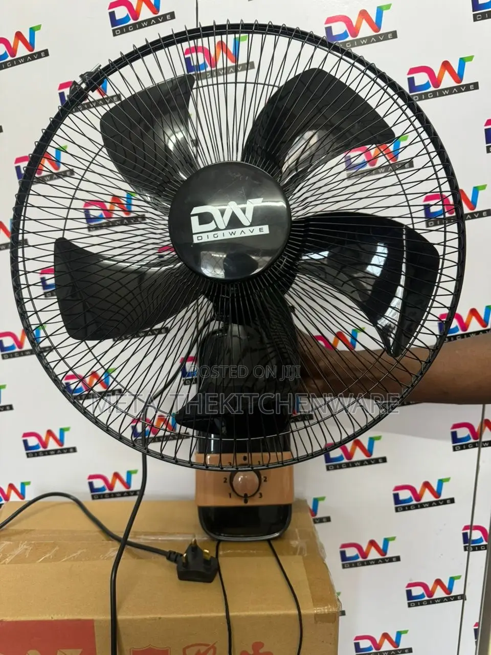 Digiwave Wall Fan Size 16