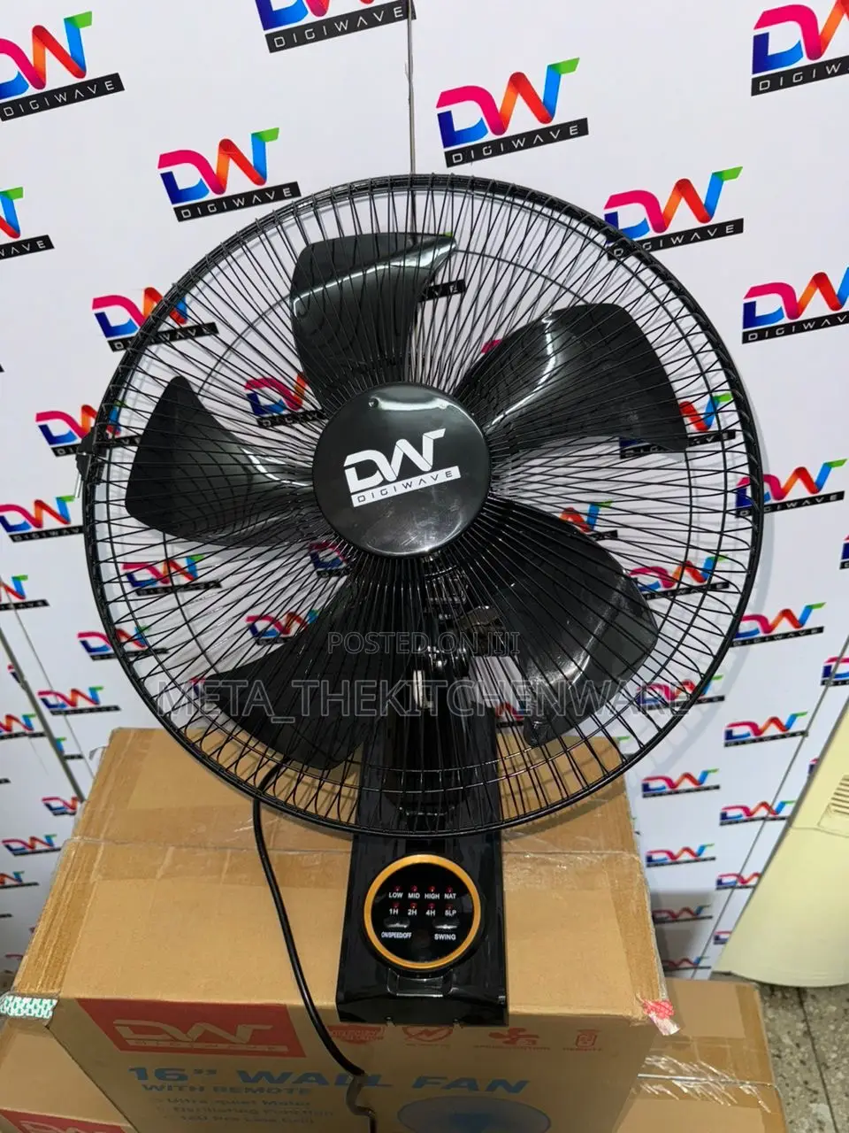 Digiwave Wall Fan Size 16 With Remote Control