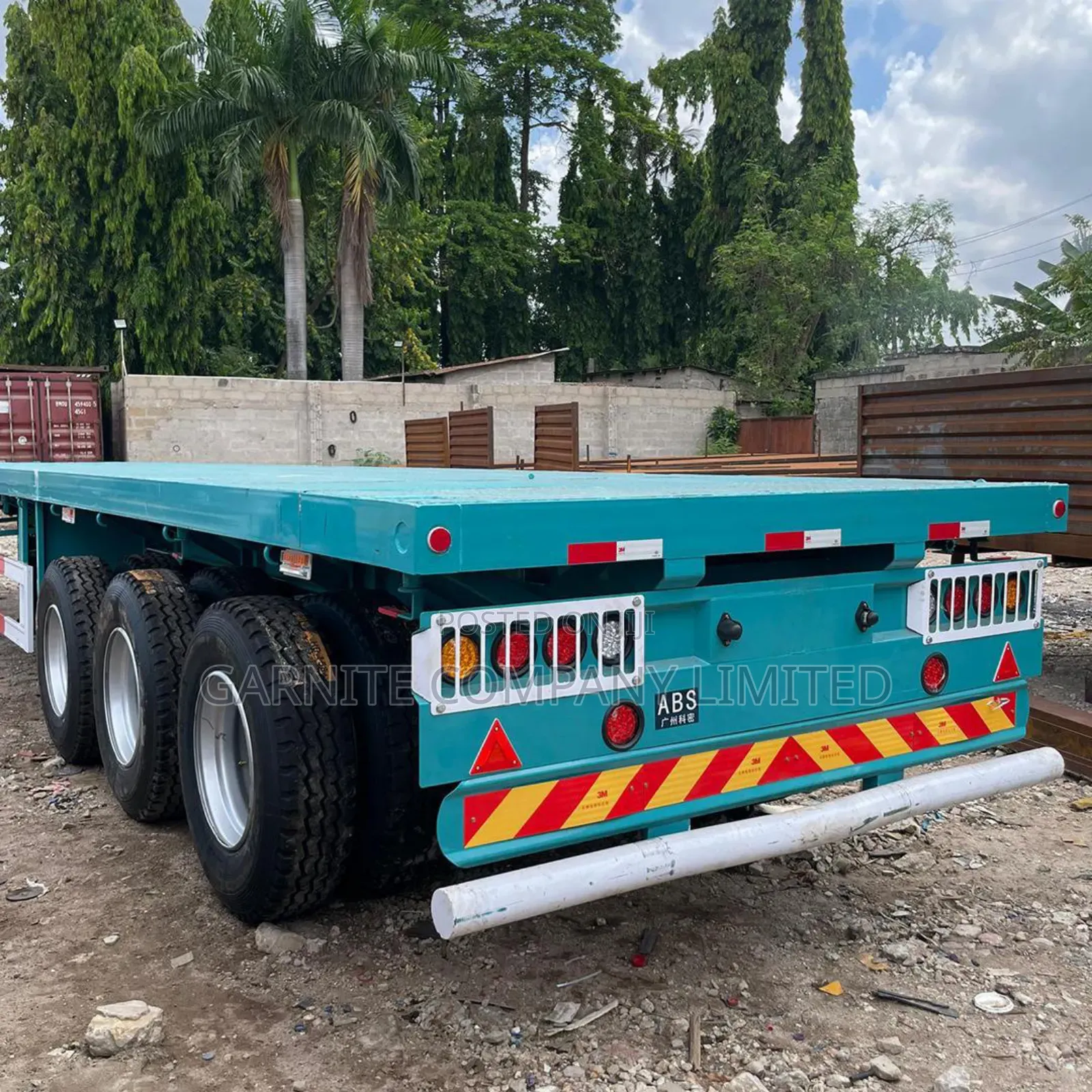 Brand New Flatbed Trailer INAUZWA Ipo Dar Es Salaam.