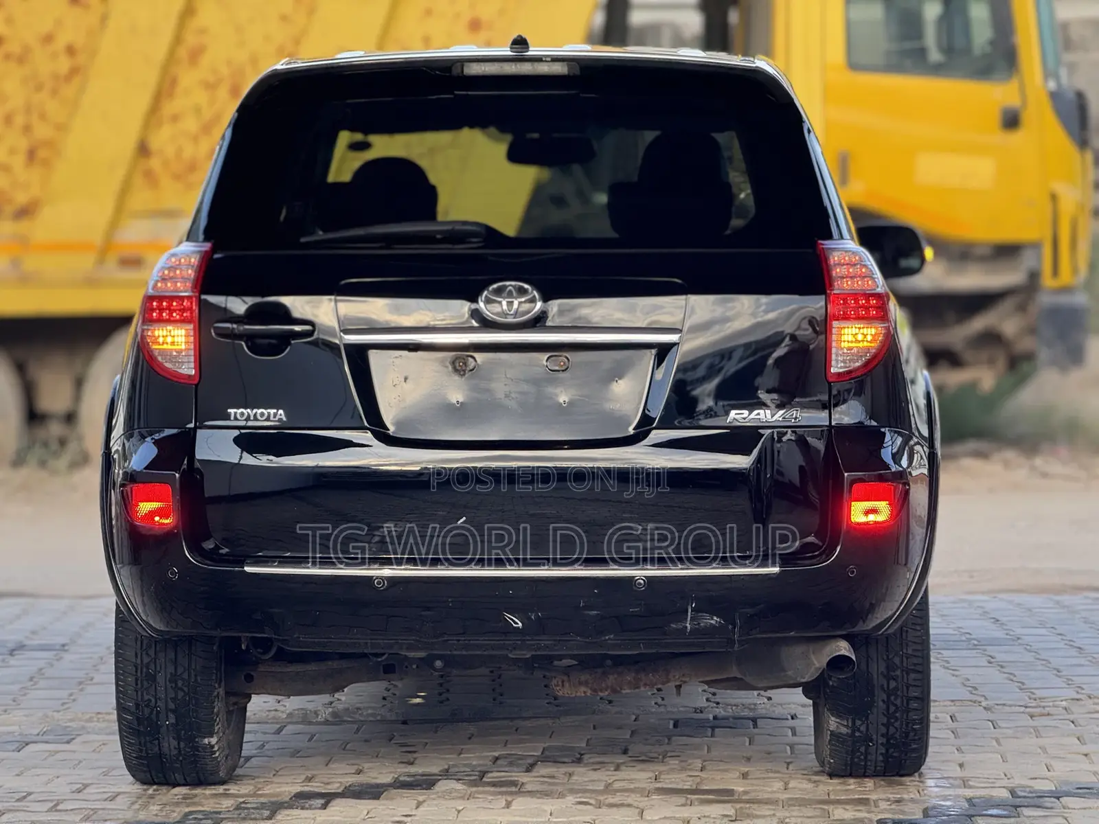 Toyota RAV4 2.5 2011 Black