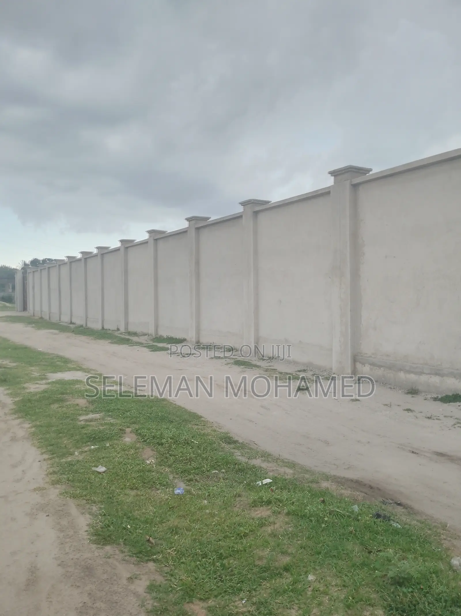 Yard Inauzwa Mbagala Ina Face Barabara Kuu.Ina Heka 3