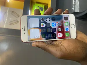 Apple iPhone 7 32 GB Red