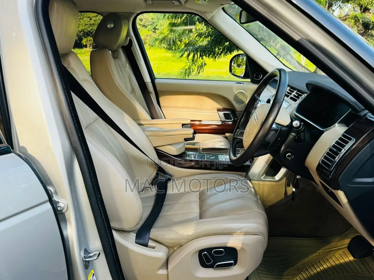 Land Rover Range Rover Vogue 2016 Silver