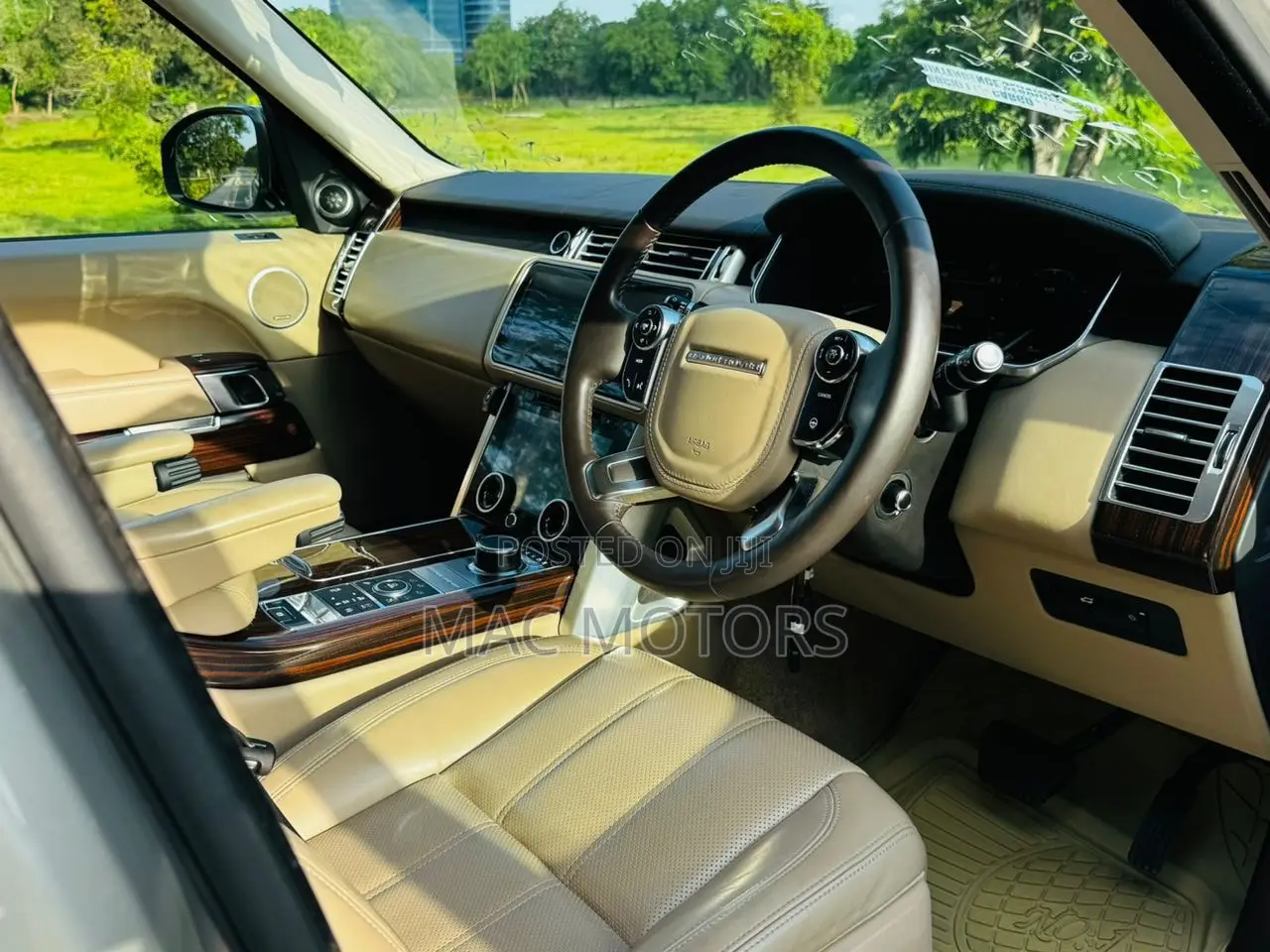 Land Rover Range Rover Vogue 2016 Silver