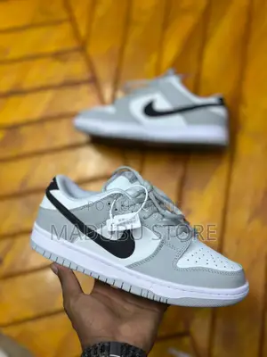 Men’S Sneaker