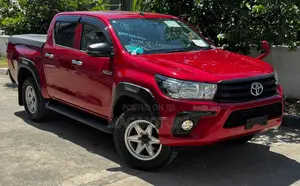 Toyota Hilux 2018 Burgundy