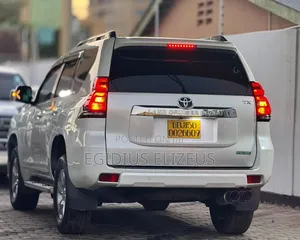 Toyota Land Cruiser Prado 2018 White
