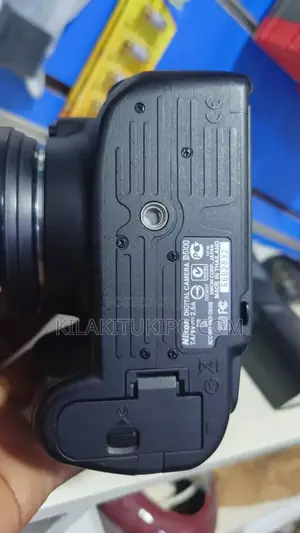 Nikon D5100 Camera With 18-55lens