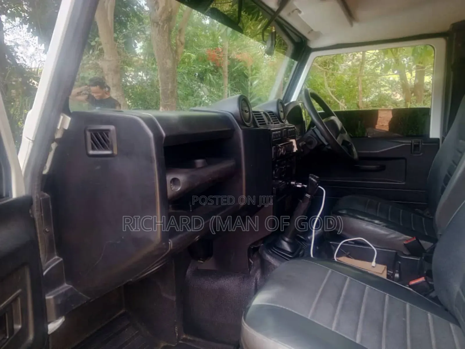 Land Rover Defender 2016 White