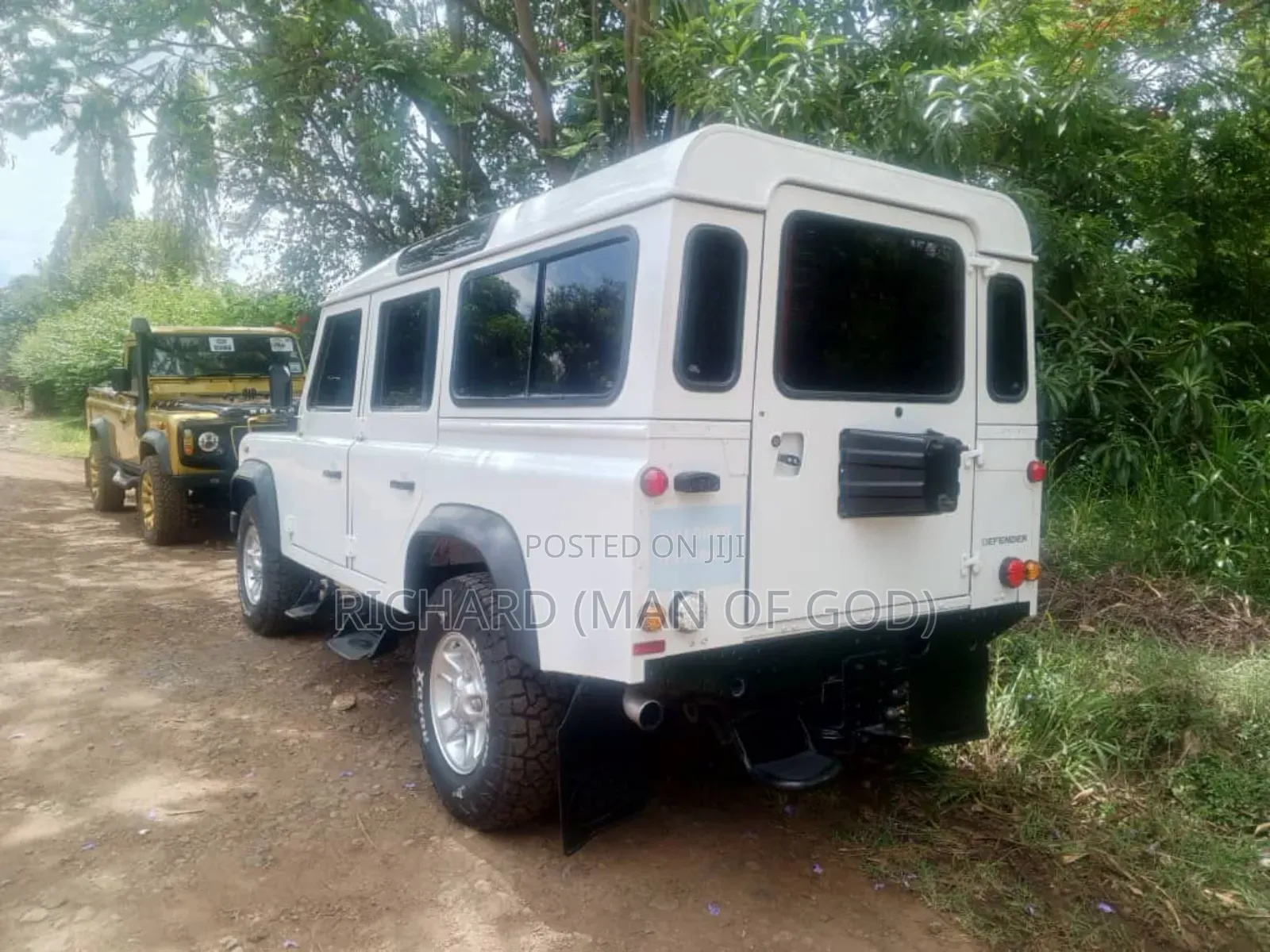 Land Rover Defender 2016 White
