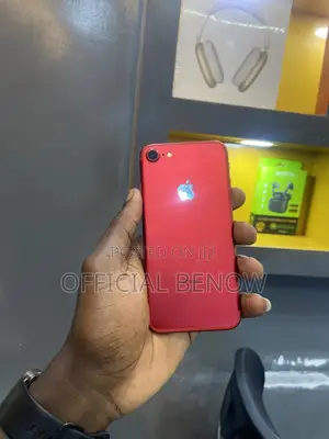 Apple iPhone 7 32 GB Red