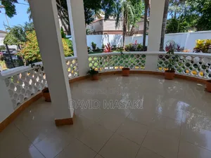Furnished 4bdrm Villa in Villas, Masaki for rent