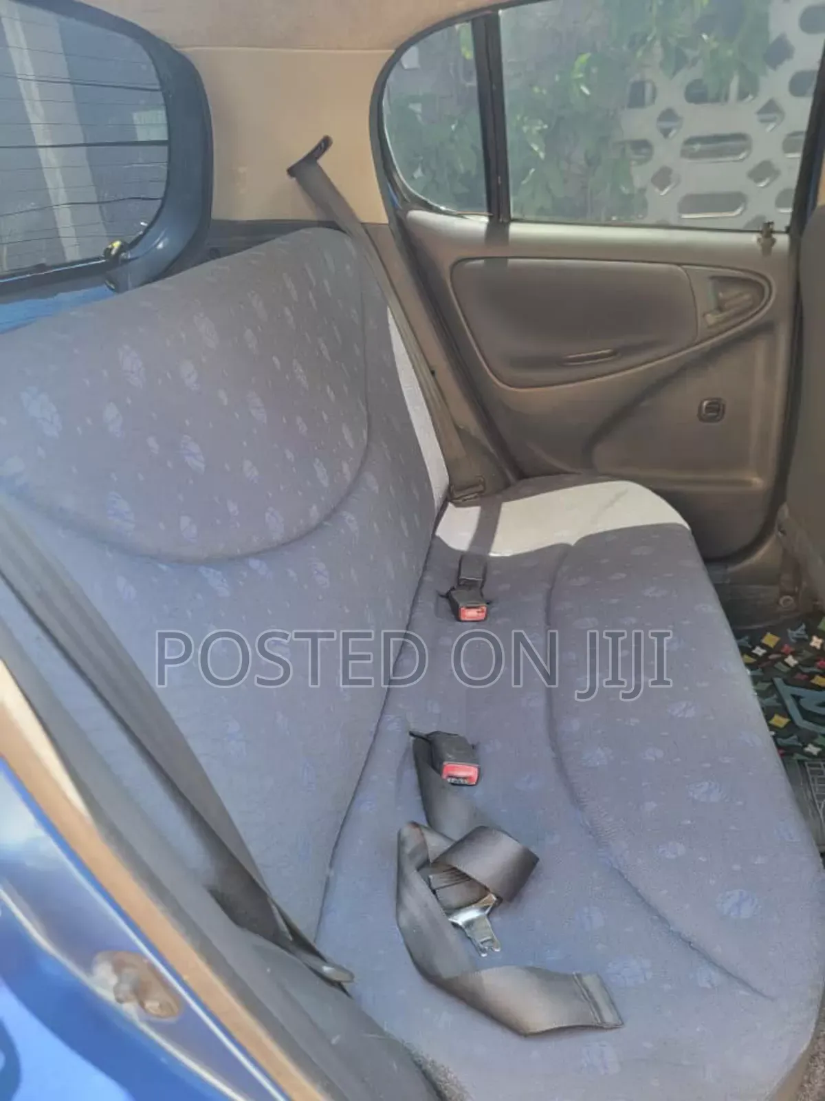 Toyota Vitz 2004 Blue