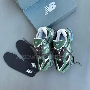 New Balance 9060 “Team Forest Green” Collection