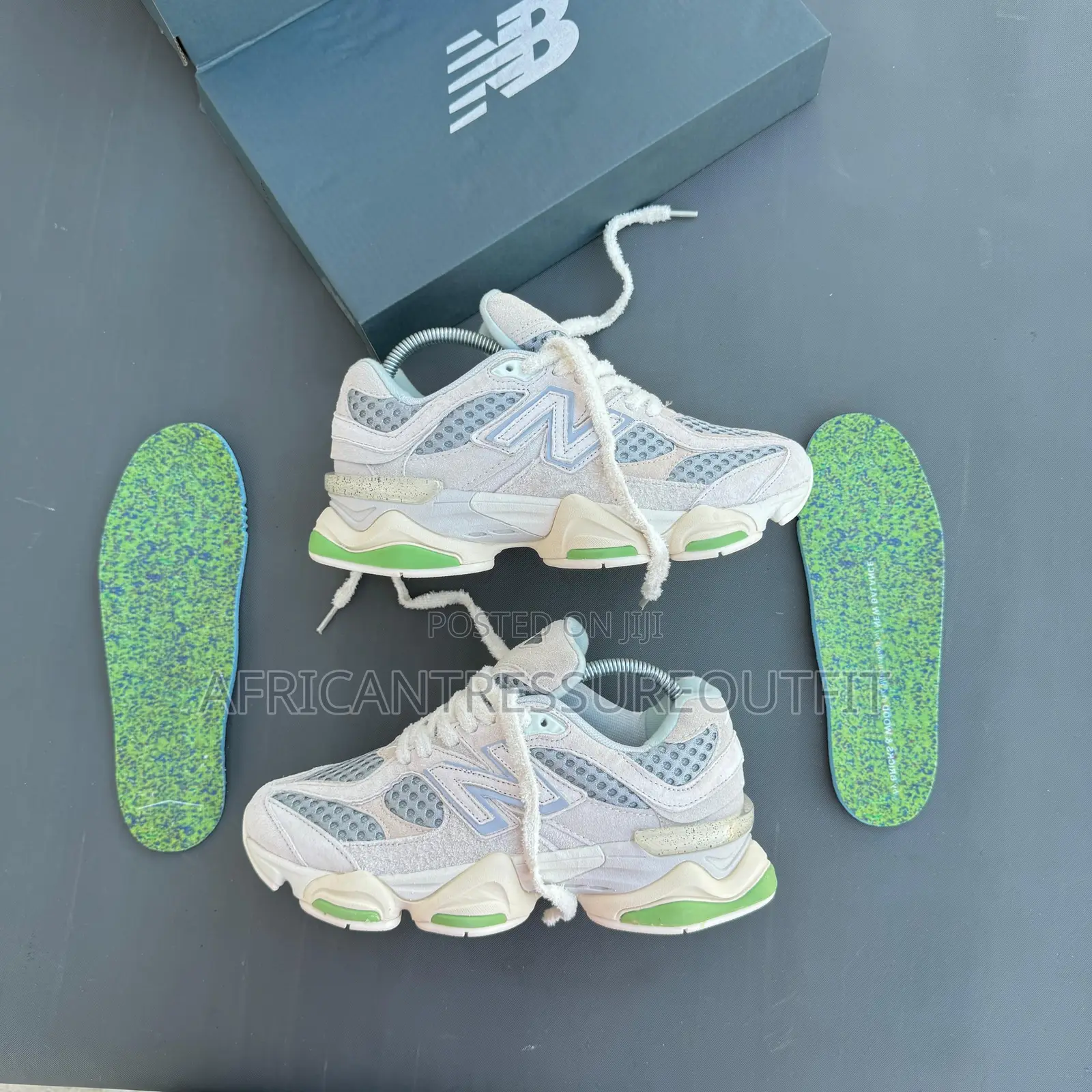 New Balance 9060 “Team Forest Green” Collection