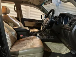 Toyota Land Cruiser 2012 Black