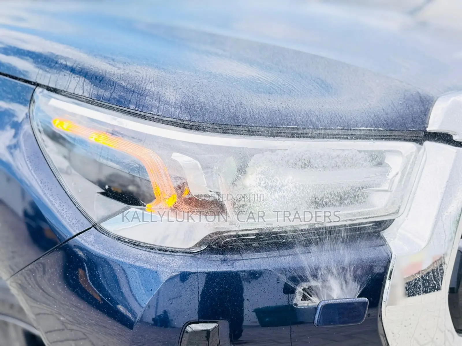 New Toyota Hilux 2021 Black