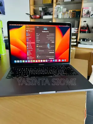 Laptop Apple MacBook 2018 16GB Intel Core I7 SSD 256GB