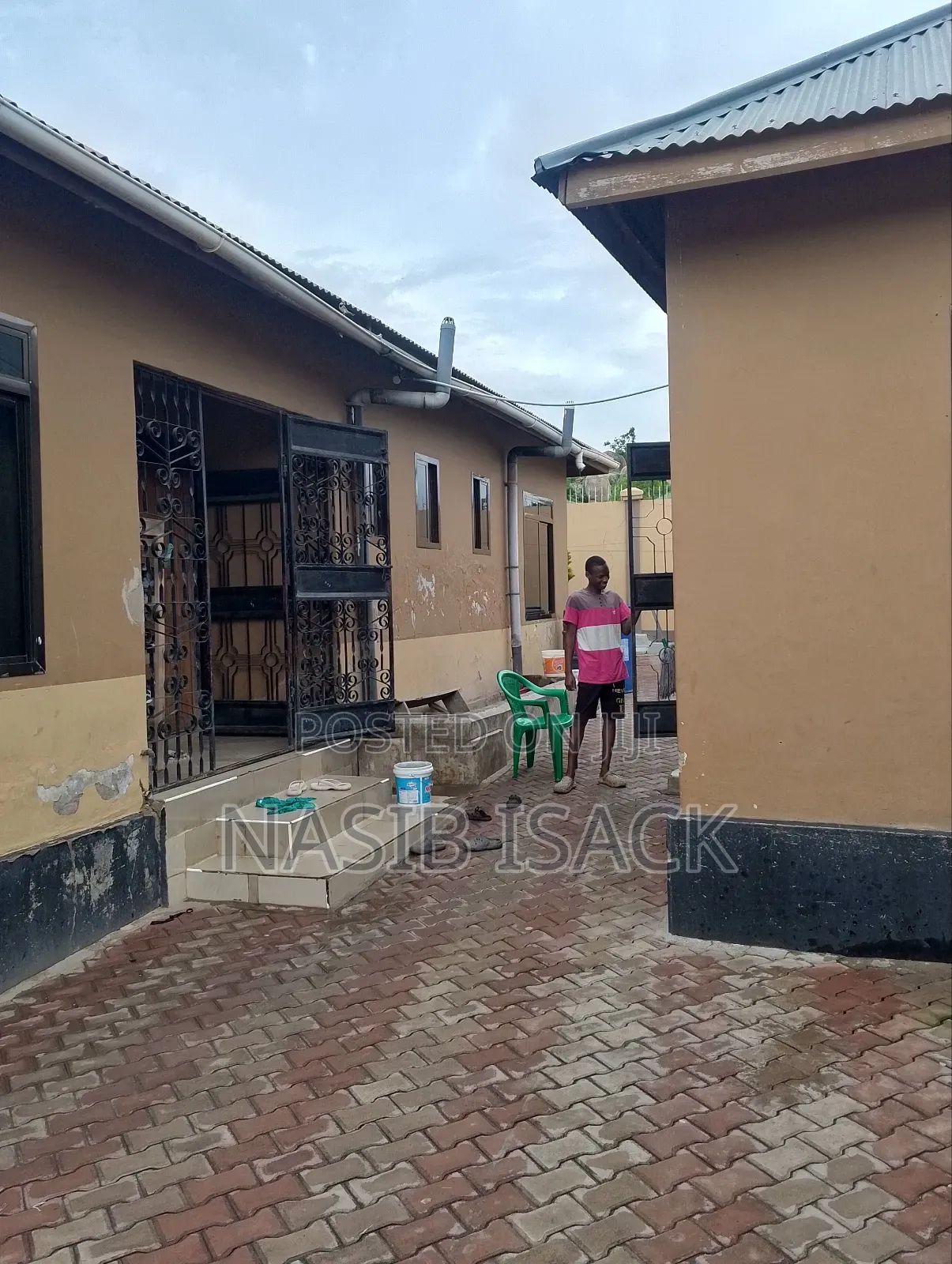 Furnished 3bdrm House in Igoma for sale