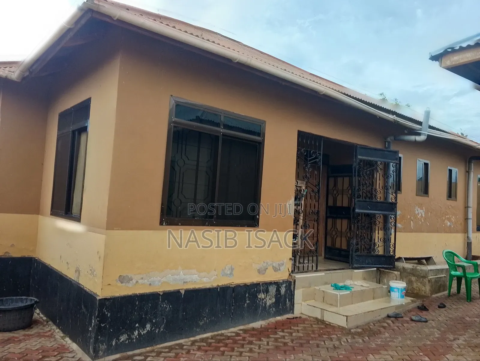 Furnished 3bdrm House in Igoma for sale