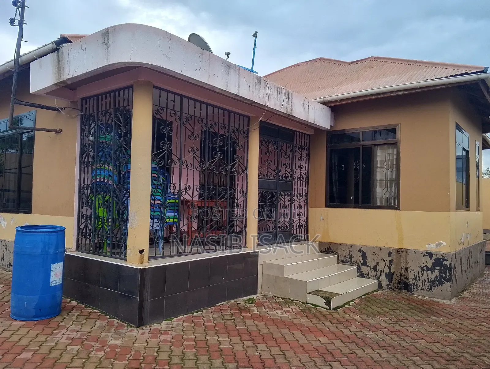 Furnished 3bdrm House in Igoma for sale