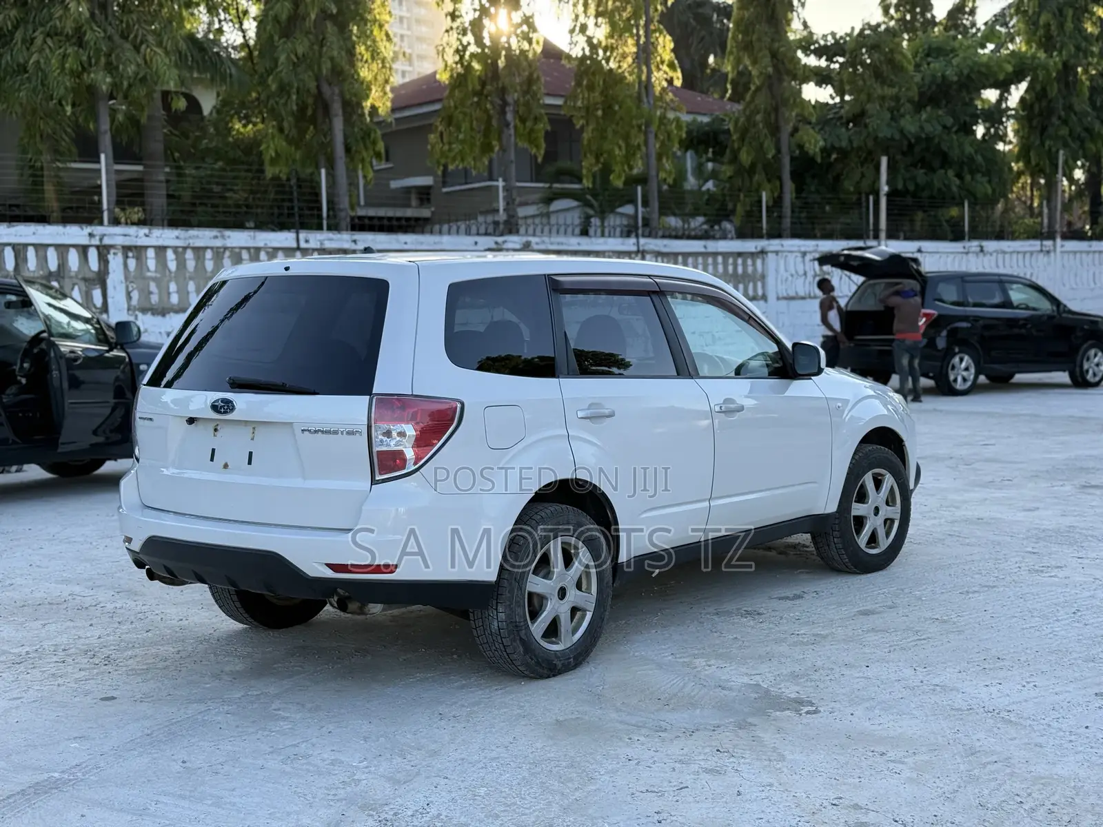 Subaru Forester 2.0D X 2011 White